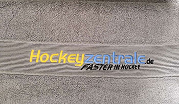 Handklade medium 35x70 cm ultra blod hockey center (3)